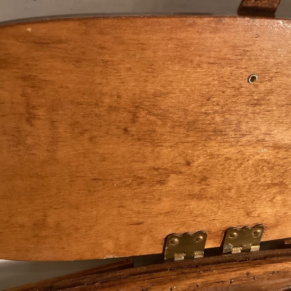 Vintage splint basket purse with seashells - Picture 7 of 13